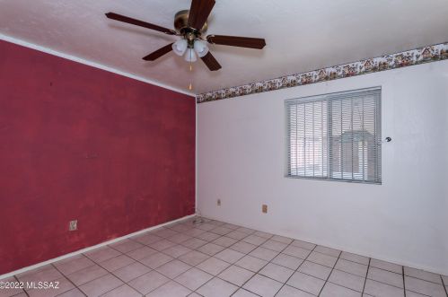 9442 5th St, Tucson AZ 85716-5005 exterior