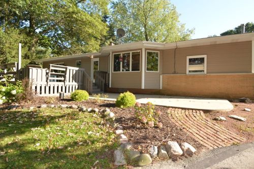 14004 Evans Ln, Sturtevant, WI 53177-1224