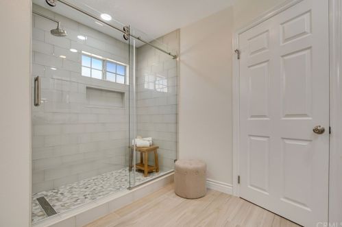 14015 Cornuta Ave, Bellflower CA 90706-4877 exterior