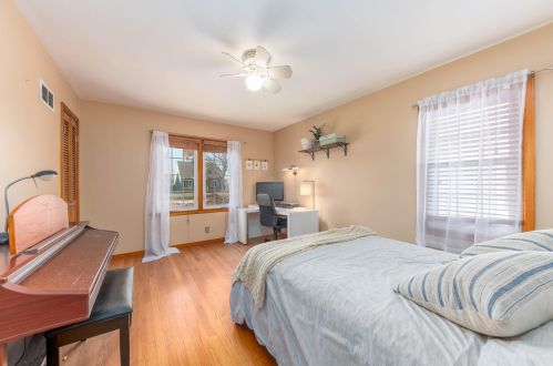 3050 89, Milwaukee WI 53222-3606 exterior