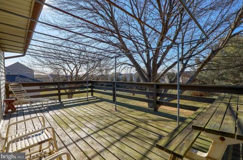 154 Amsterdam Rd, Lancaster PA 17603-9719 exterior