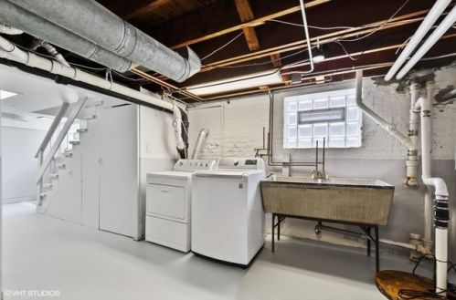 6714 Thorndale Ave, Chicago IL 60631-3149 exterior