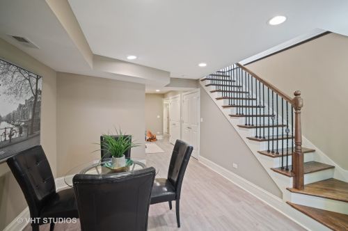 4471 Lk Park Ave, Chicago IL 60653-4510 exterior