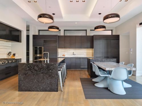 1857 Orch St, Chicago IL 60614-5109 exterior