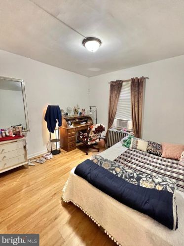 3433 Friendship St, Philadelphia PA 19149-1620 exterior