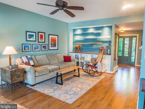 3433 Larkington Dr, Edgewater MD 21037 exterior