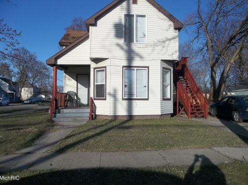 1146 Spring St, Meskegon, MI 49442-3481