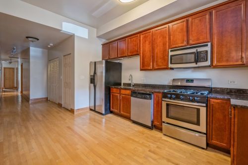 4634 Vincennes Ave, Chicago IL  60653-4255 exterior