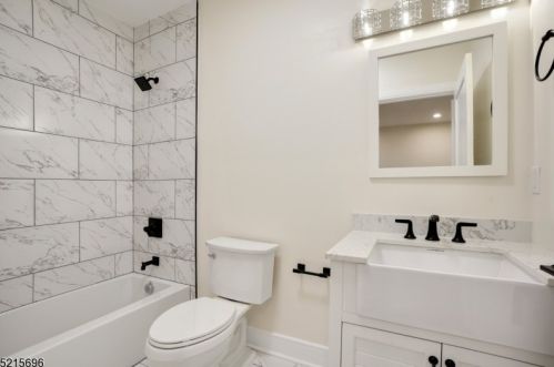 78 Elmwood Dr, Livingston NJ 07039-2233 exterior