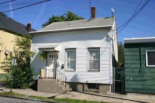 95 Lewis St, Paterson, NJ 07501-3608