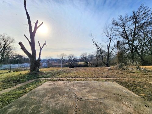 10261 Imperial Dr, Saint Louis MO 63136-3212 exterior