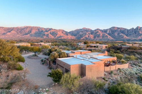 13623 Placita Montanas De Oro, Tucson AZ 85755-8685 exterior