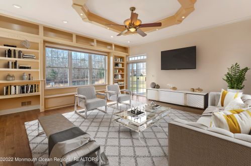 52 Cypress Point Ln, Jackson Twp, NJ 08527-4017