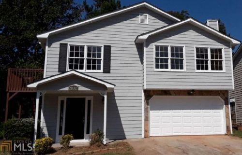 6408 Eastbriar Dr, Lithonia GA  30058-8935 exterior