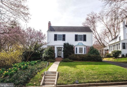 6212 19th St, Arlington, VA 22205-2022