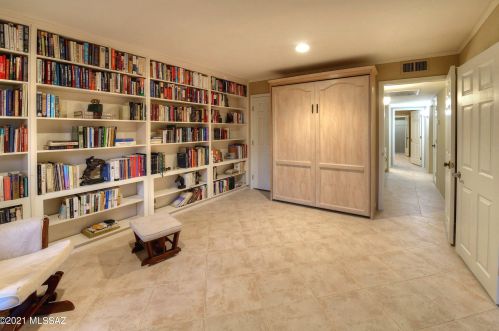 7050 Calle Tolosa, Tucson, AZ 85750-2550