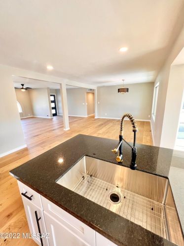 10580 Calle Del Este, Tucson AZ  85748-6841 exterior