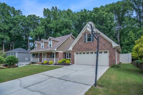 2462 Midvale Frst Dr, Tucker GA exterior