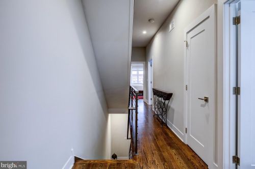 934 Ellsworth St, Philadelphia PA 19146-3010 exterior