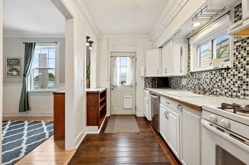 4128 Gladstone St, Pittsburgh PA 15207-1424 exterior