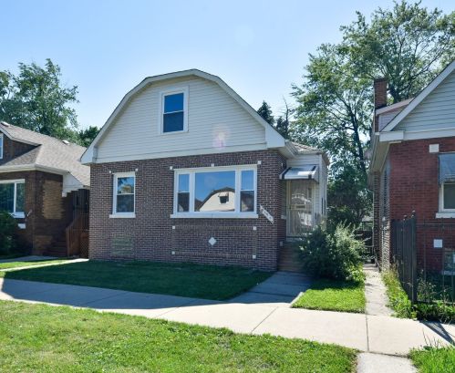 9350 Manistee Ave, Chicago, IL 60617-4126