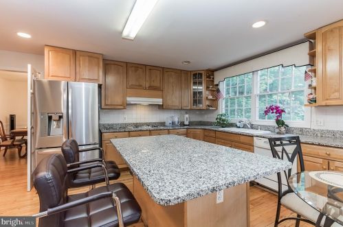 433 Bonifant Rd, Silver Spring MD 20905-5950 exterior