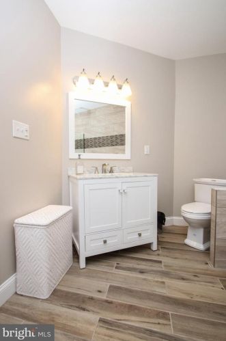 5121 Hazel Ave, Philadelphia PA 19143-1512 exterior