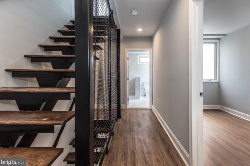 2037 Lawrence St, Philadelphia PA 19120-1828 exterior