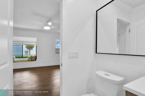 1330 13 St, Boca Raton FL 33486-5323 exterior