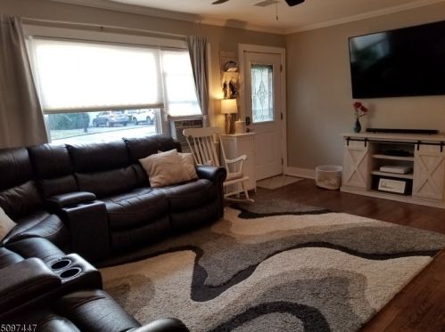 155 White Meadow Rd, Rockaway NJ  07866-1122 exterior