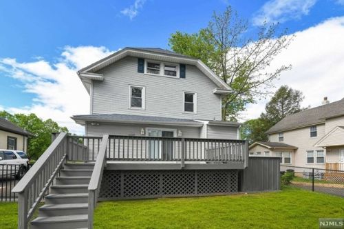 47 Kipp Ave, Hasbrouck Heights NJ 07604-1216 exterior