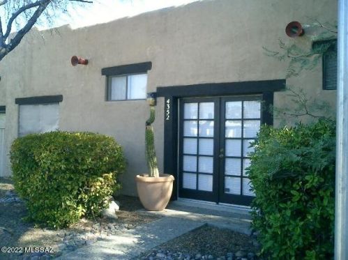 4350 Glenn St, Tucson, AZ 85712-1636