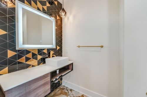 365 Park Ave, Union City NJ 07086-6757 exterior