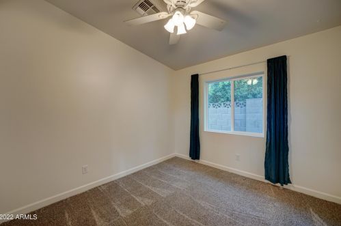 7814 11th Ave, Phoenix AZ  85021-7113 exterior