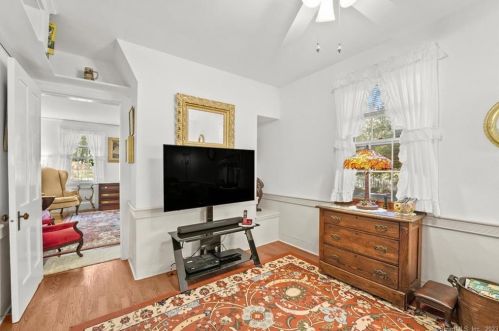 206 Norwalk Rd, Norwalk CT 06850-4316 exterior