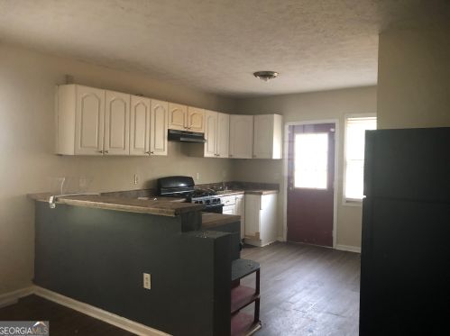 1772 Melrose Dr, Atlanta GA 30310-4509 exterior