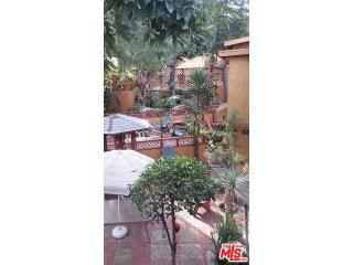 1426 Cerro Gordo St, Los Angeles CA  90026-2010 exterior