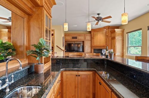 6069 Aldea Dr, Folsom CA 95762-7717 exterior