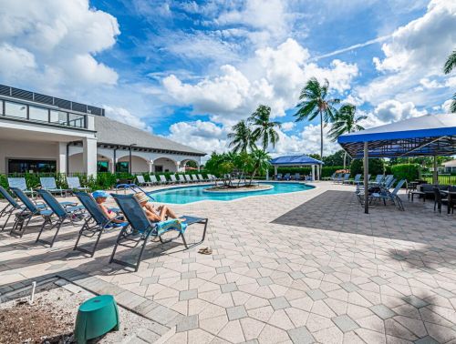 8623 Logia Cir, Boynton Beach FL 33472-7126 exterior