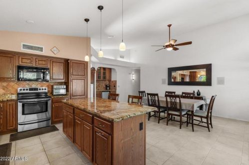 1620 Acoma Dr, Phoenix AZ 85032-5226 exterior