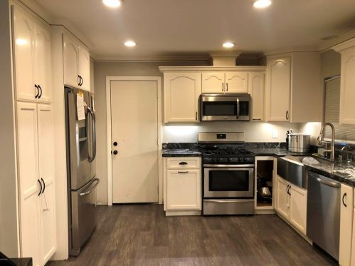 2211 Mono St, Oxnard CA 93036-2521 exterior