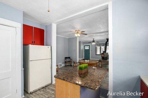 1711 Fulton St, Grand Rapids MI 49506-1814 exterior