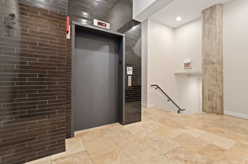 1927 Milwaukee Ave, Chicago IL  60647-5819 exterior