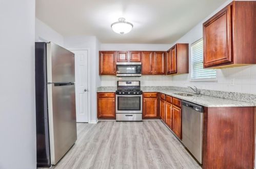 4965 Bridle Point Pkwy, Lithonia GA  30039-3343 exterior