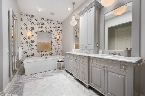 455 Webster Ave, Chicago IL 60614-3708 exterior