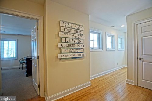 307 Cpe Shr Dr, Lewes DE 19958-3104 exterior