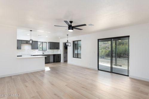 4331 Paseo Del Barranco, Tucson AZ  85745-9545 exterior