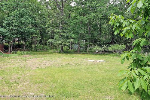 480 Veterans Hwy, Jackson Twp NJ 08527-5122 exterior