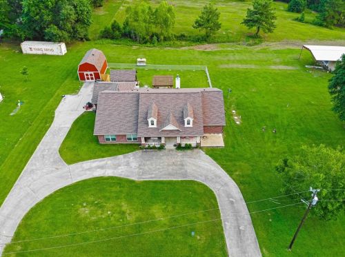 1198 Old Phelps Rd, Huntsville TX 77340-7294 exterior