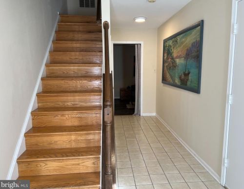 37 Carriage House Cir, Alexandria VA  22304-6336 exterior